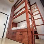 بيت شباب Compass House *