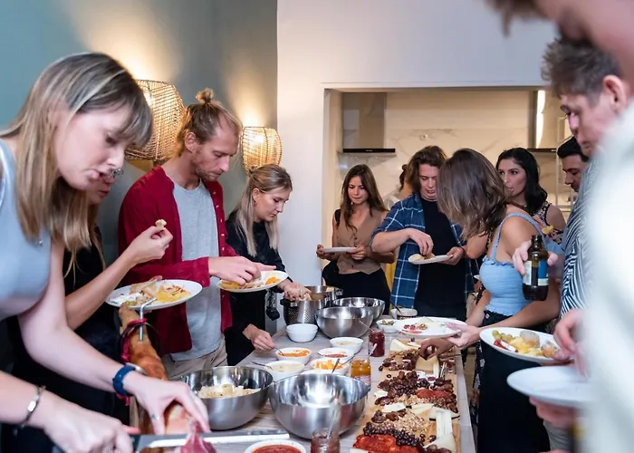 Compass House بيت شباب لاس بالماس دي غران كاناريا