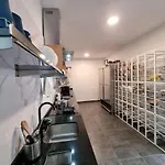 Hostel Compass House *